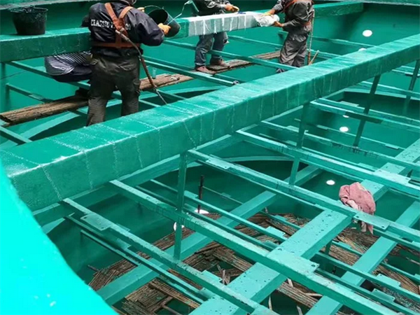 脱硫塔鳞片防腐施工